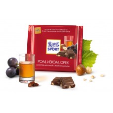 Шоколад Ritter SPORT молочный с ромом, орехом и изюмом 100г